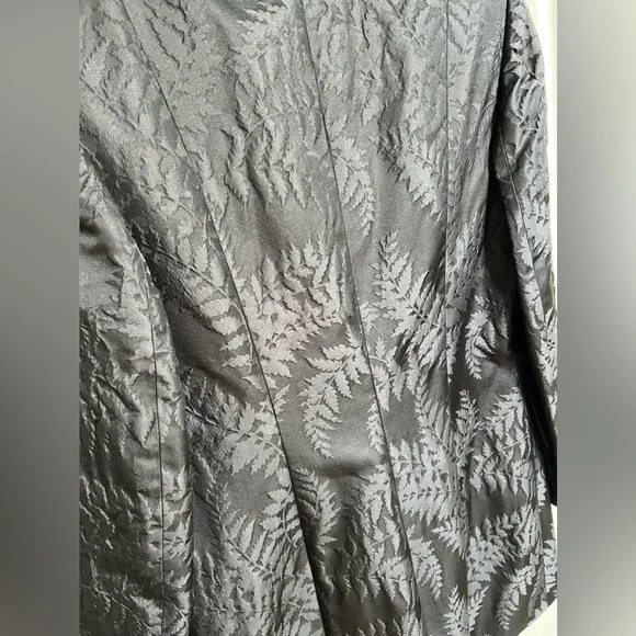 Dana Buchman Embossed Fern Silk Coat - Picture 9 of 10